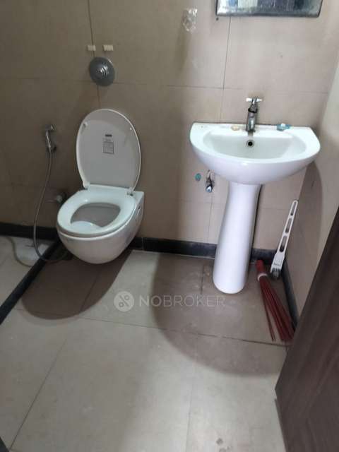 2 BHK Flat In Alcon Renaissant for Rent  In Kharadi, Pune