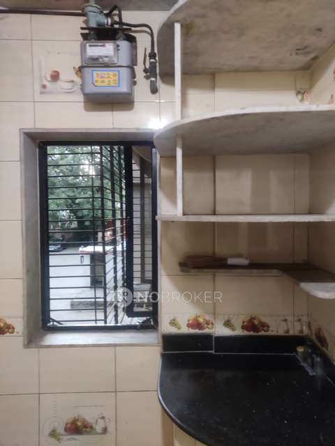 1 BHK Flat In Ratan Palace Building, For Sale  In Ghatkopar East