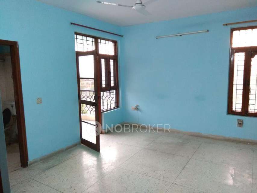 3 BHK Flat In The Palicon Nest, Sector 10a for Rent  In Sector 10a