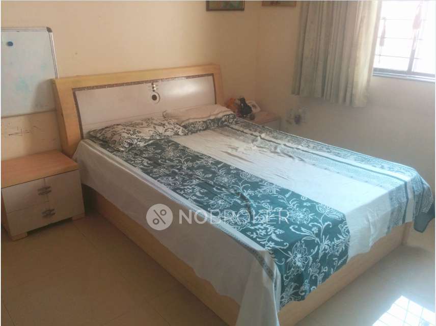 2 BHK Flat In Iris Society for Rent  In Magarpatta City