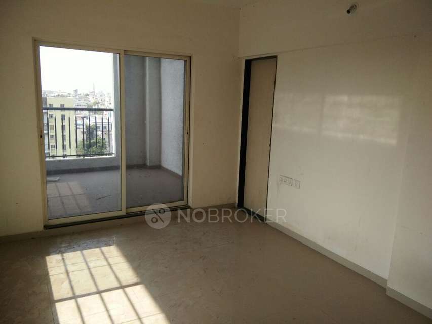 2 BHK Flat In Paramount Garden for Rent  In Katraj