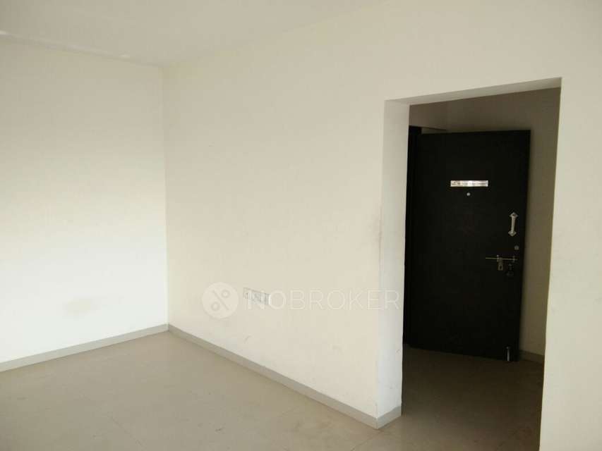 2 BHK Flat In Paramount Garden for Rent  In Katraj