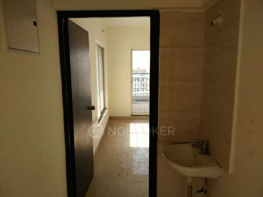 2 BHK Flat In Paramount Garden for Rent  In Katraj