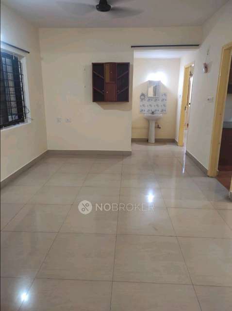 2 BHK Flat In Silver Stone Apartments for Rent  In Mahadevapura