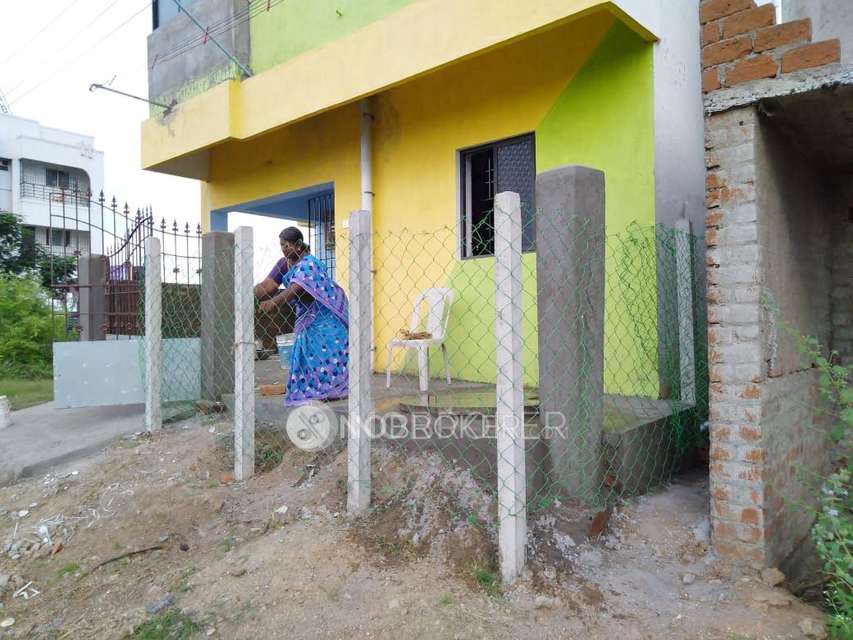 2 BHK House For Sale  In Mannivakkam