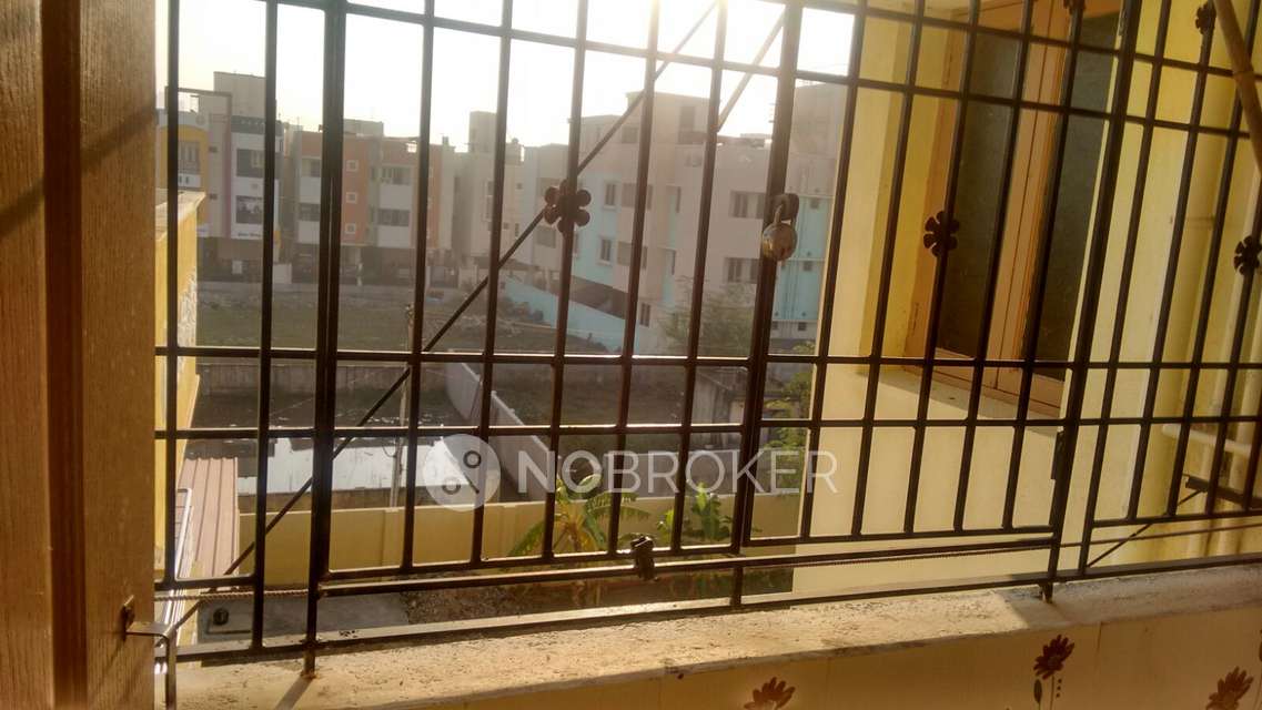 1 BHK Flat In Annai Mirra, G.s  For Sale  In Pallikaranai