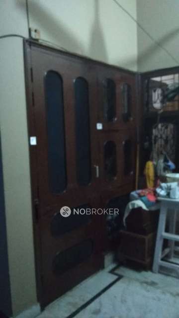 1 RK House for Rent  In Sector 12