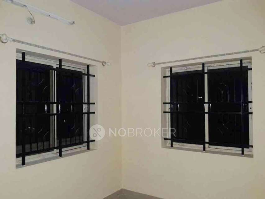 2 BHK Flat In Topaz Terrace Apartment For Sale  In Yarandahalli