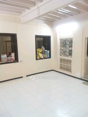 1 BHK Flat In Thaker Niwas for Rent  In Bhuleshwar