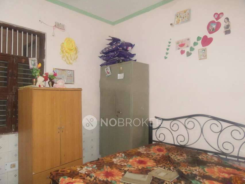 1 RK Flat In Sb for Rent  In Ashok Vihar Phase Iii Extension