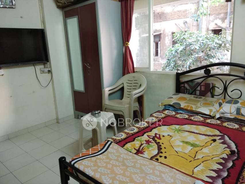 1 RK Flat In Indravadan Society for Rent  In Dadar West