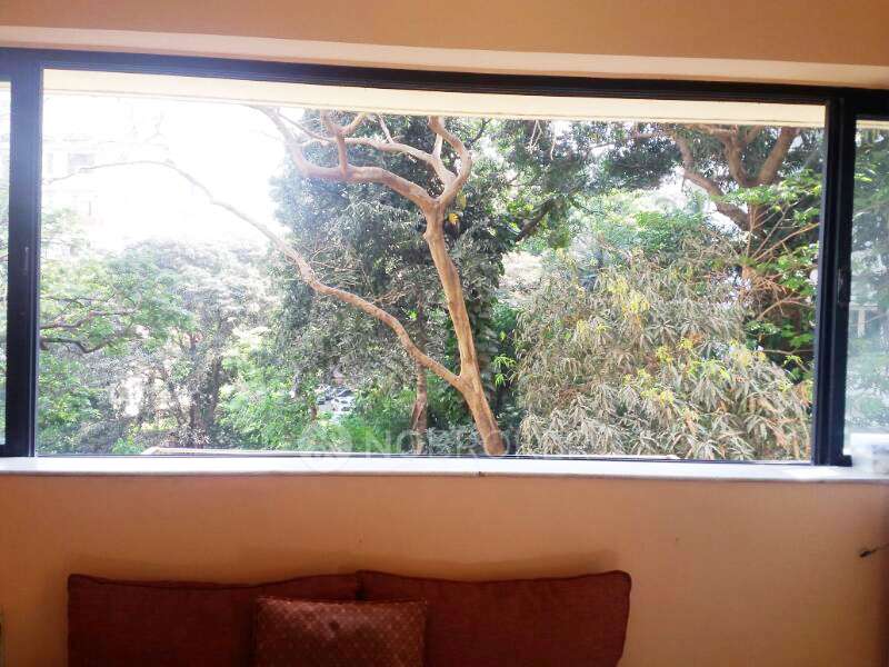 1 BHK Flat In Jewellers Apartment  For Sale  In Cumballa Hill