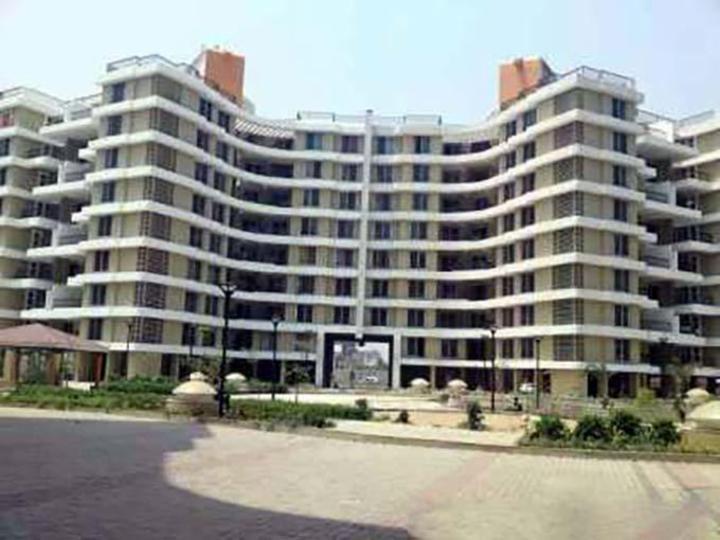 Sapphire Park Park Street,Wakad Rent WITHOUT BROKERAGE Semifurnished 3 BHK Rental Flat in