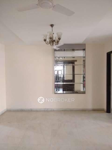4 BHK Flat In Standalone Building  for Rent  In Sector 40
