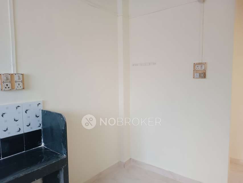 2 BHK Flat In Vaibhav Nagar Phase Ii for Rent  In 8231, Phase 2, Vaibhav Nagar, Pimpri Colony, Pimpri-chinchwad, Maharashtra 411017, India