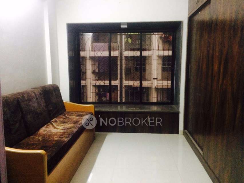 2 BHK Flat In Senate Building for Rent  In Kandivali East
