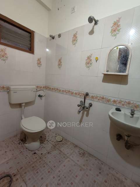 3 BHK Flat In Jb Srivariflats For Sale  In Valasaravakkam