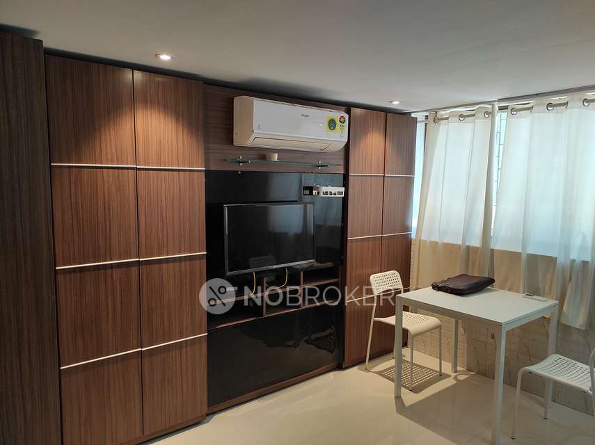 1 BHK Flat In Poonam Apartments for Rent  In Worli