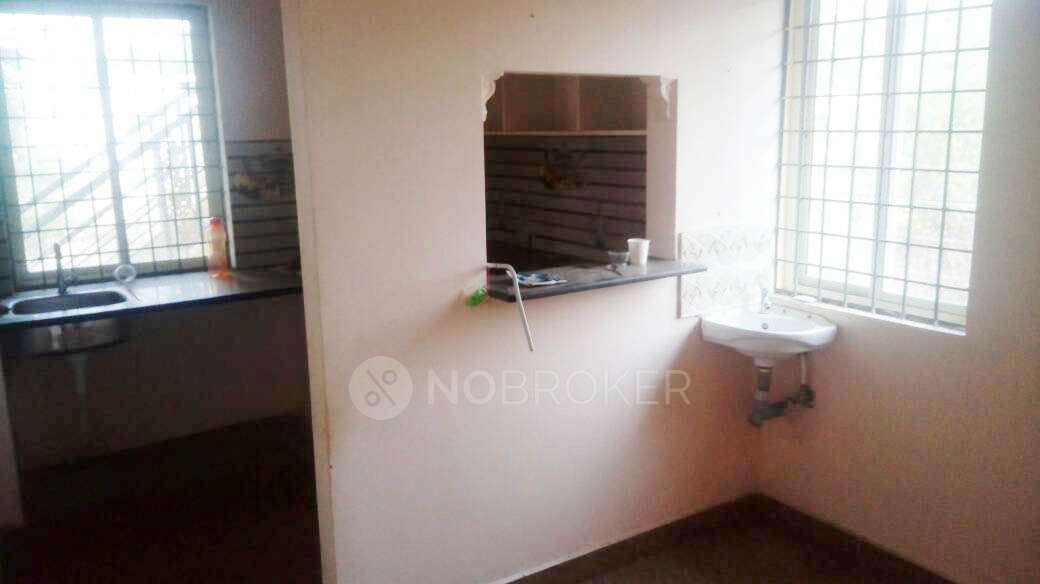 2 BHK House for Rent  In Hallehalli