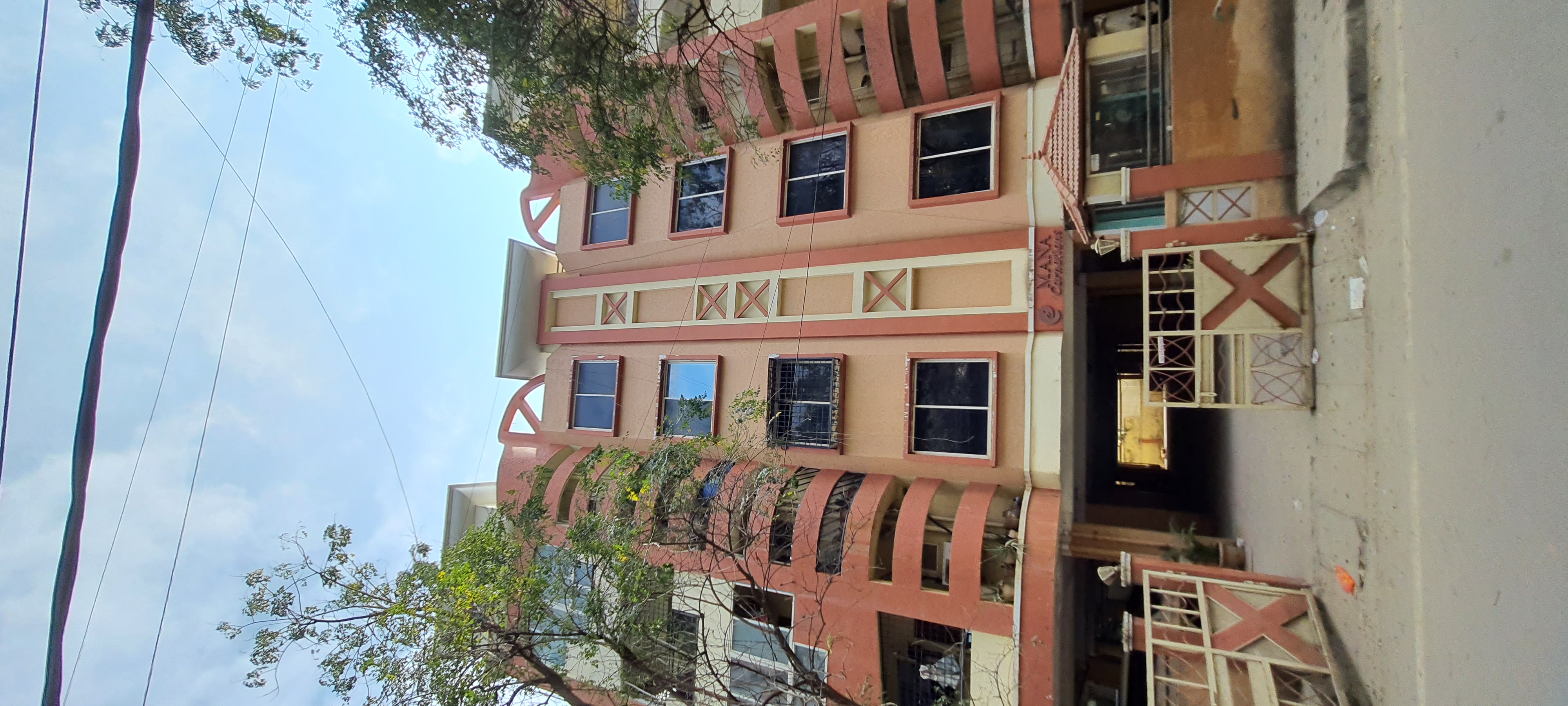 Mana Carnations Apartments