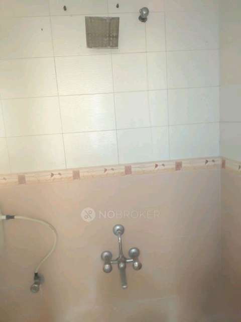 2 BHK Flat In Madhuban Society for Rent  In Vishrantwadi