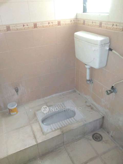 2 BHK Flat In Madhuban Society for Rent  In Vishrantwadi