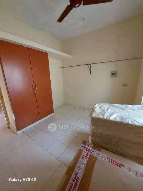 3 BHK Flat In Standalone Building  for Rent  In Velachery