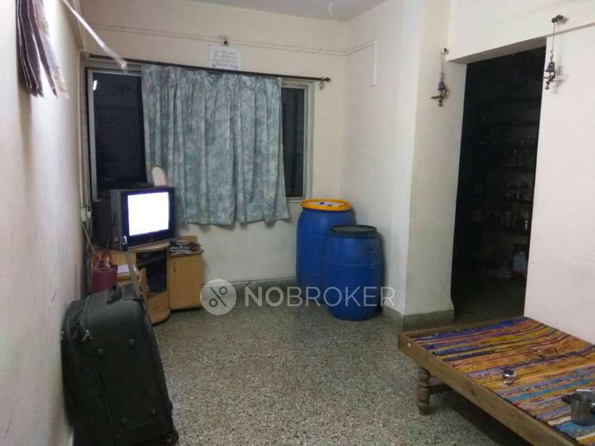Shared Room for Female In 2 BHK  In Pashchimanagari In Kothrud