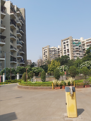 2 BHK Flat In Mind Space Queenstown for Rent  In Chinchwad