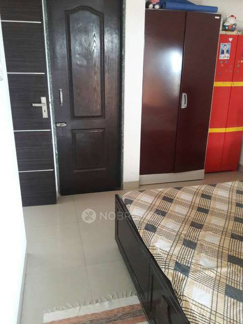 1 BHK Flat In Queens Court For Sale  In Khadakpada