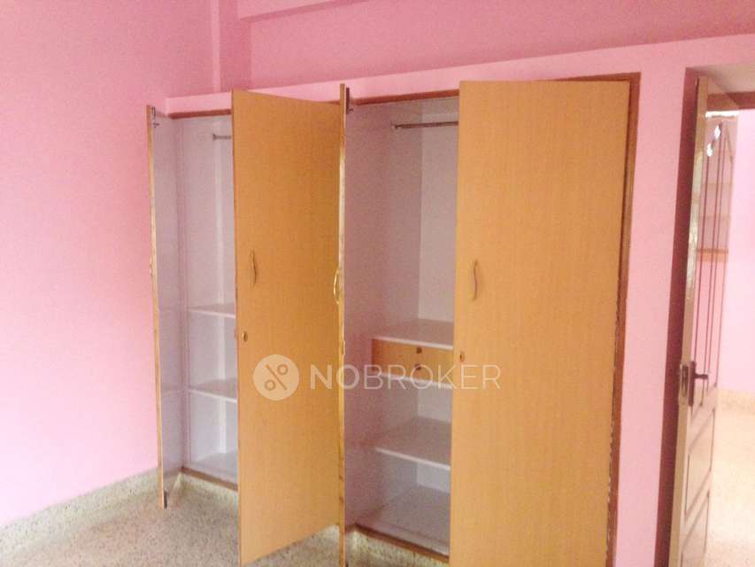 2 BHK Flat In Arunodaya Apartment for Rent  In Jp Nagar 