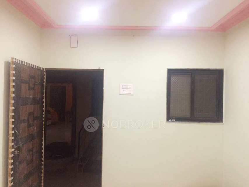 1 RK Flat In Mahesh Society for Rent  In Bibvewadi,