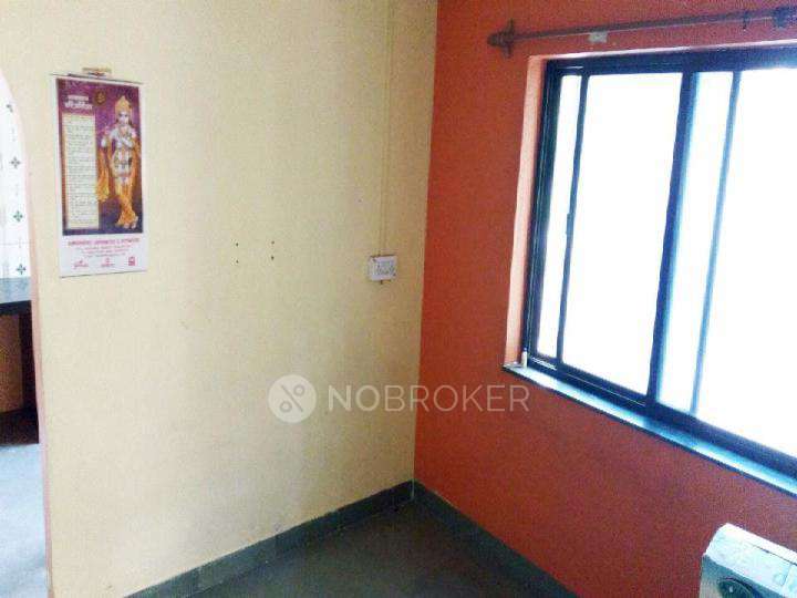 Shared Room for Female In 1 BHK  In Matoshri In Karve Nagar