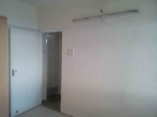 1 BHK Flat In Velentine Apartments 1 For Sale  In Malad East