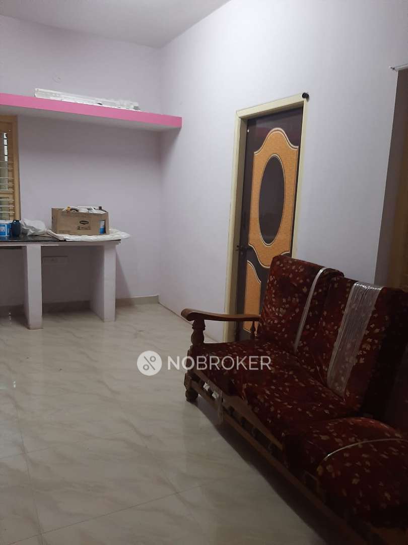 1 BHK Flat In Guru Raghavendra Nilaya for Rent  In Krishnarajapura