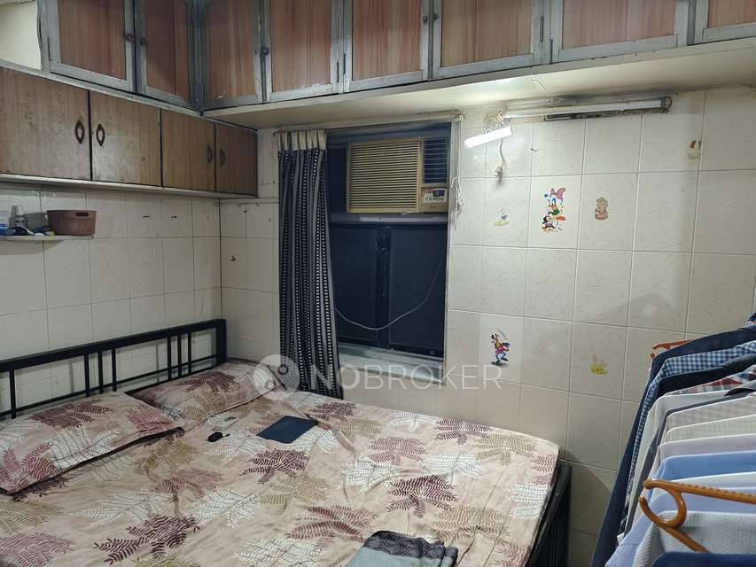 1 RK Flat In Akyash  for Rent  In Kalbadevi