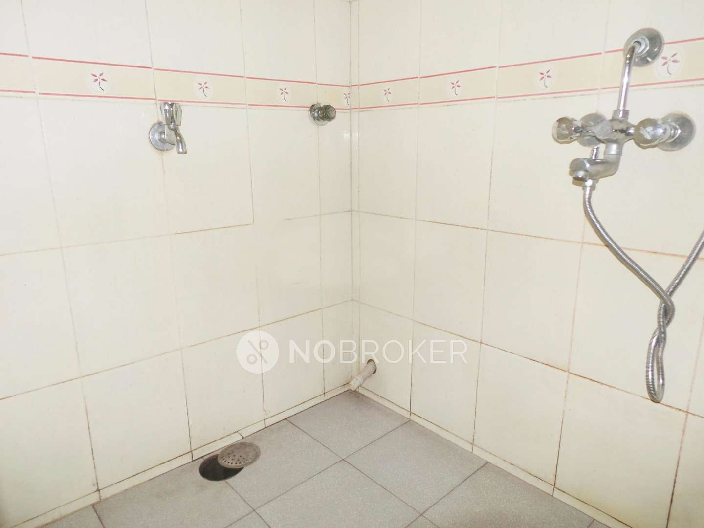 2 BHK Flat In Shikshak Nagar for Rent  In Kurla West