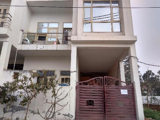 2 BHK Flat for Rent  In Sector 110