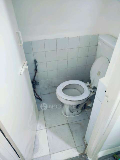 2 BHK Flat In Mantri Park for Rent  In Kothrud