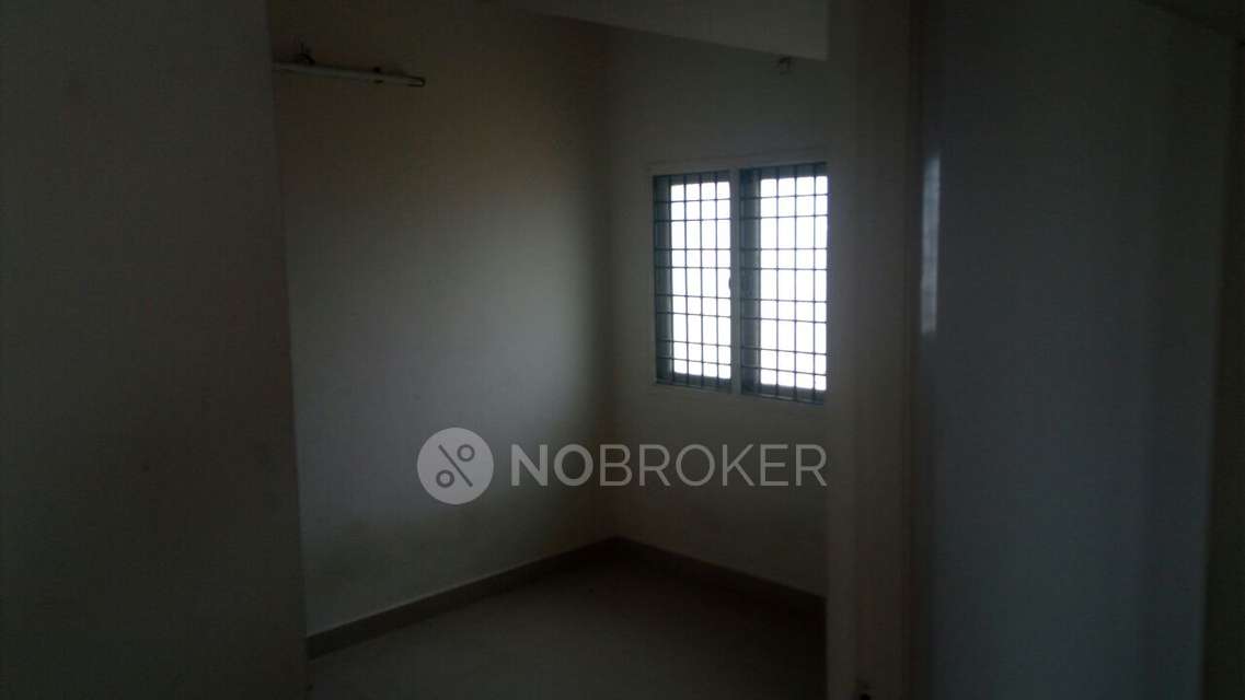 2 BHK Flat In Platinum Apartment for Rent  In Guduvanchery