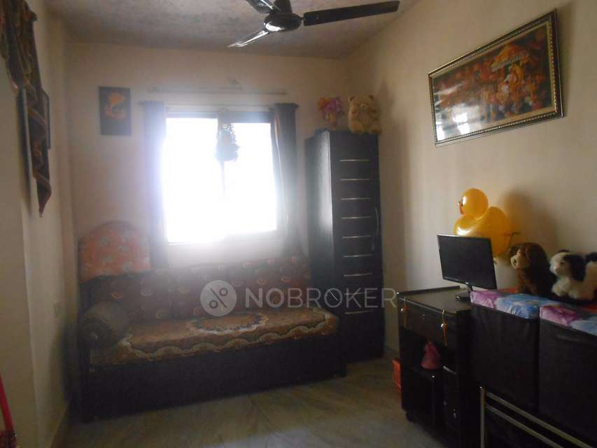 1 RK Flat In Mantri Park For Sale  In Goregaon East