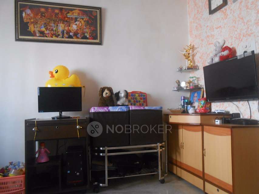 1 RK Flat In Mantri Park For Sale  In Goregaon East