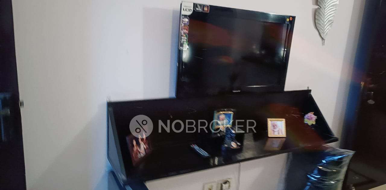 2 BHK Flat In Apartment For Sale  In Sector 52