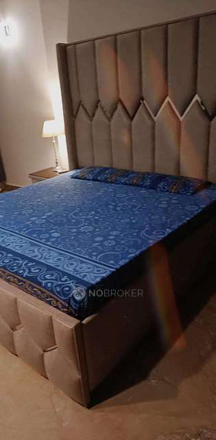 2 BHK Flat In Apartment For Sale  In Sector 52