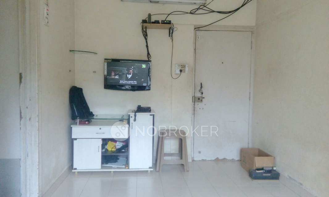 Single Room for Male In 1 RK  In Accord In Kandiwali West