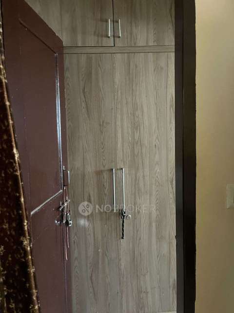 1 RK Flat for Rent  In Sector 52