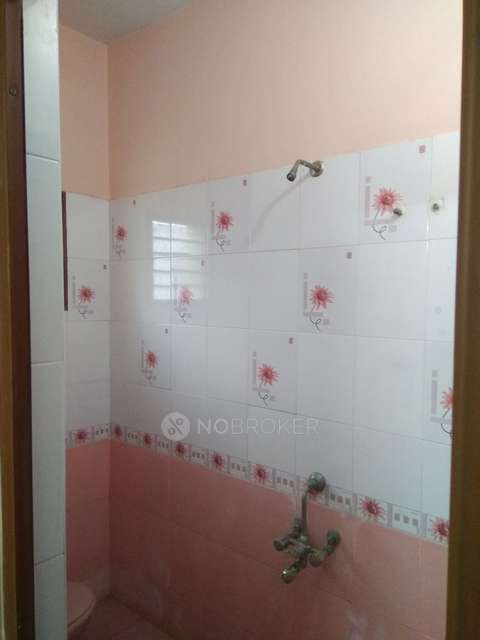 2 BHK Flat In Selvaganapathy Apartment for Rent  In Naangalam