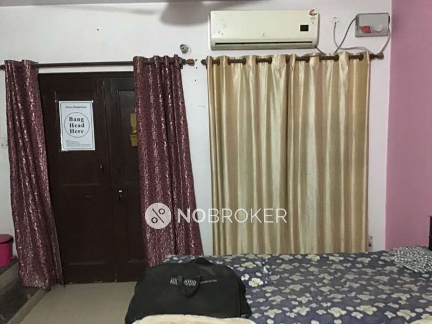 1 BHK Flat In Standalone  Building for Rent  In Palam Vihar