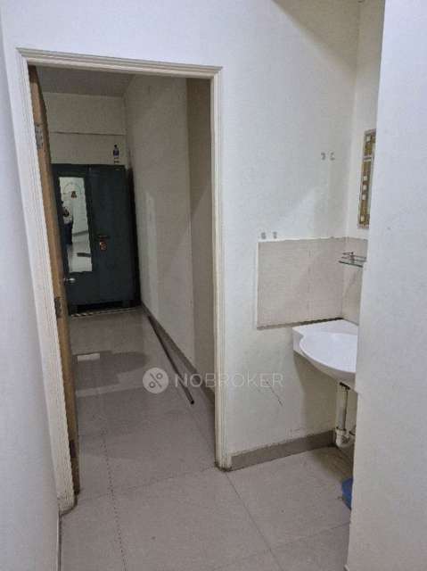 2 BHK Flat In Kumar Pebble Park for Rent In Satav Nagar,hadapsar