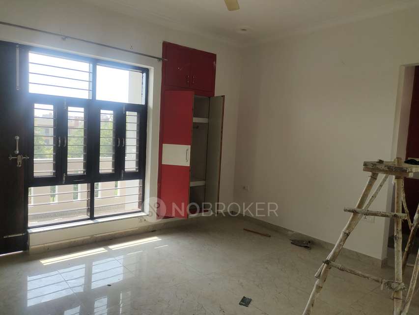 3 BHK House for Rent  In Sector 9